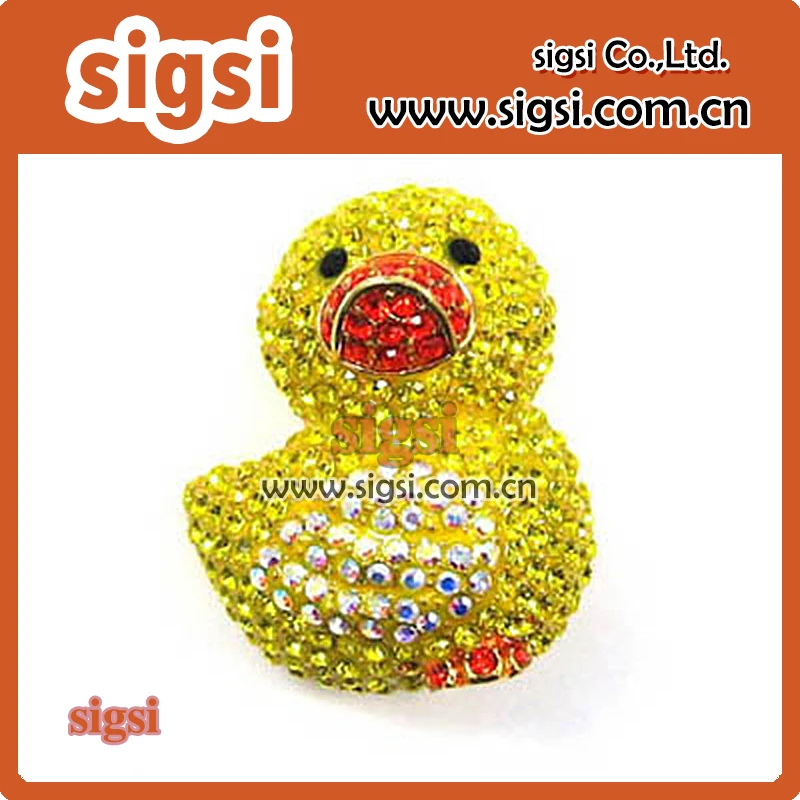 Резиновая декоративная брошь из горного хрусталя | Украшения и аксессуары