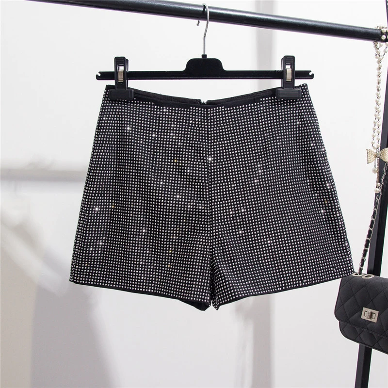 Женские укороченные шорты с кристаллами украшенные стразами сверкающими