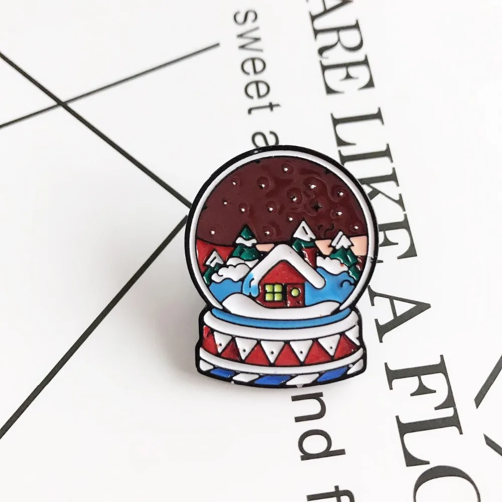 Мультфильм магический хрустальный шар Эмаль Булавка Снежная погода брошь домик