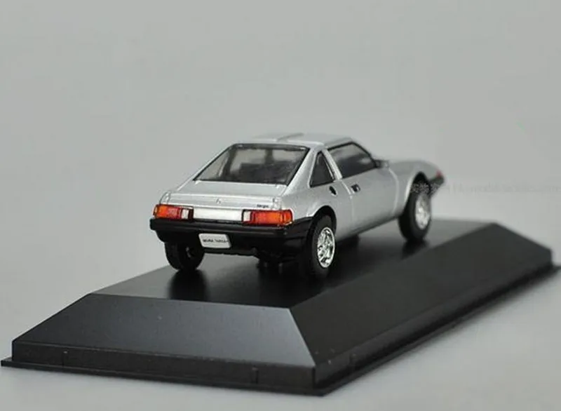 Модель спортивного автомобиля с высокой симуляцией IXO MIURA TARGA (1982) модель из сплава