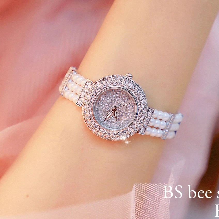 Часы наручные женские кварцевые под розовое золото с жемчугом и бриллиантами |