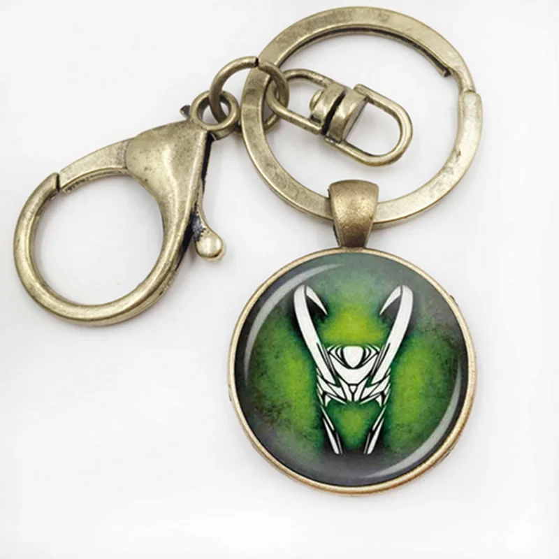 Оптовая продажа художественная стеклянная подвеска loki god of mischief брелок модные