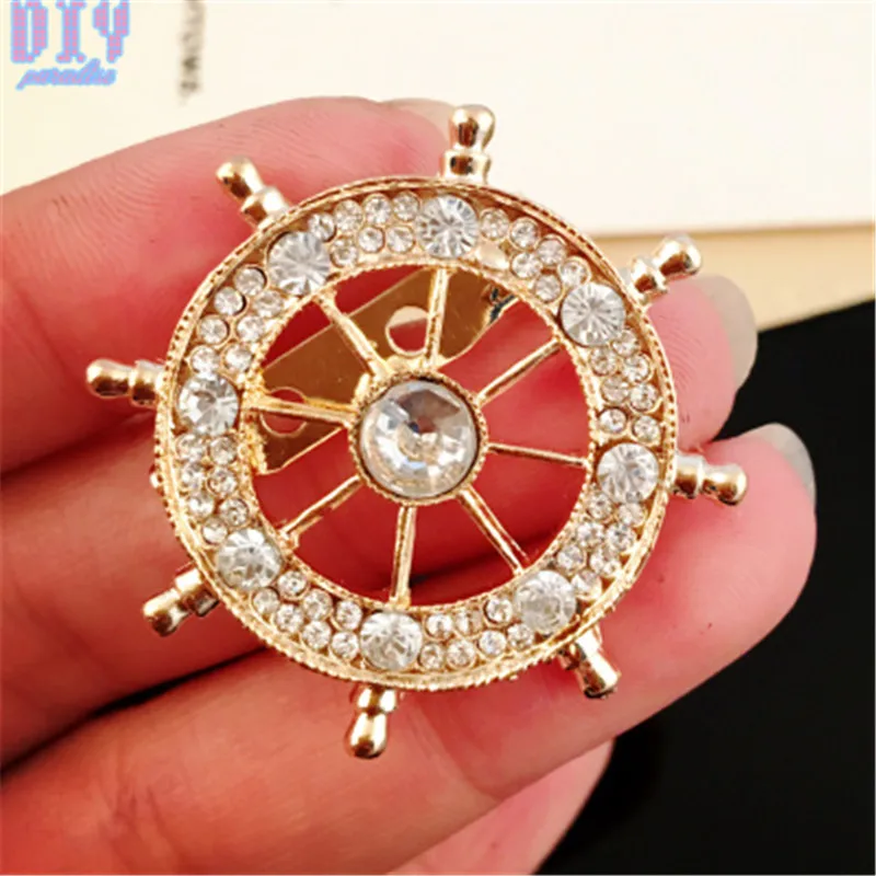 RU England Anchor Crown Round Military Metal Badge Retro Fabri Shoulder Board Badges Army Pin on Brooch Medal Handmade