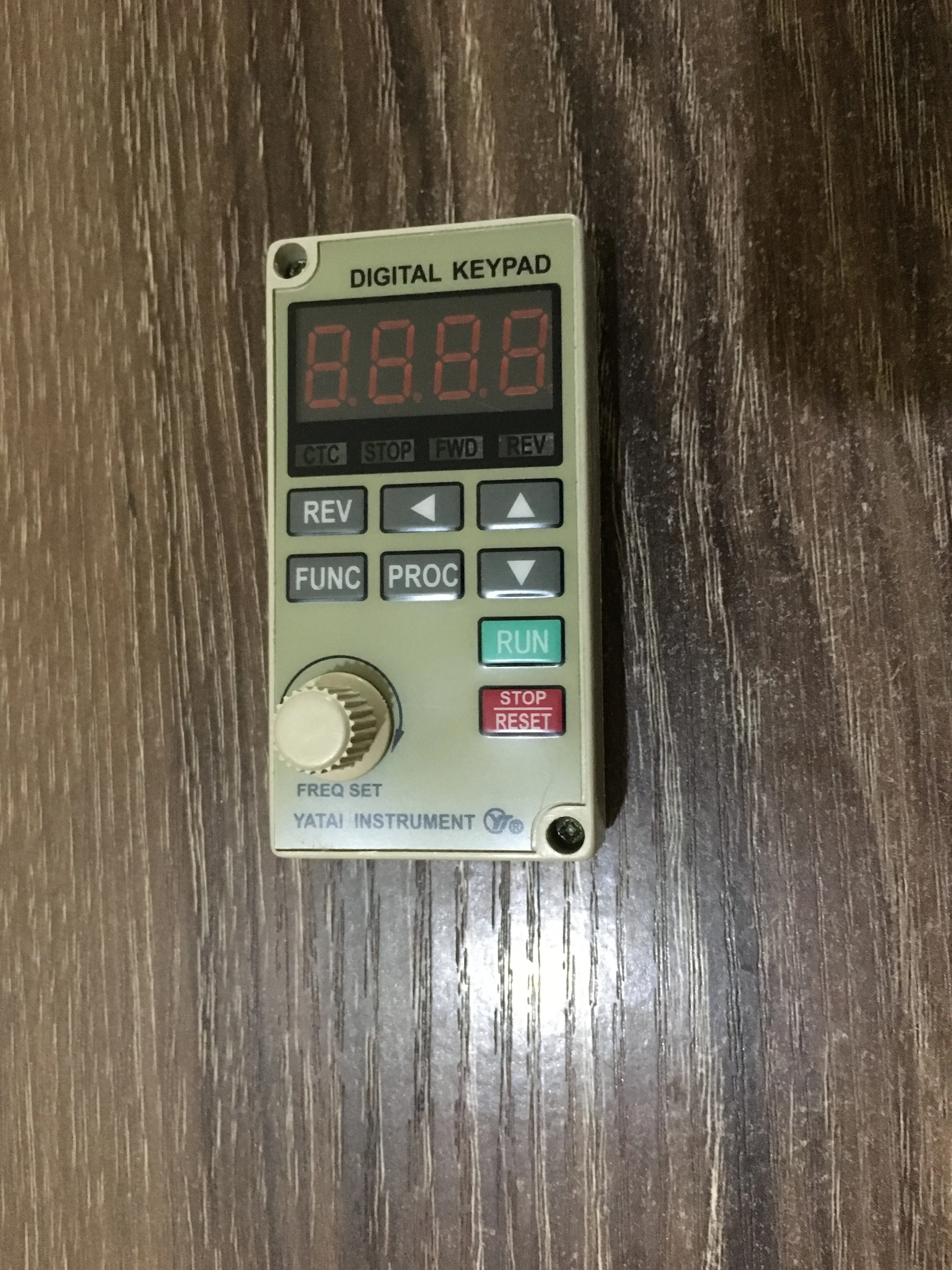 B2A-W1-1 AISET Shanghai inverter Waiyin box маленькая панель управления приводом B2A-W-1 | Инструменты