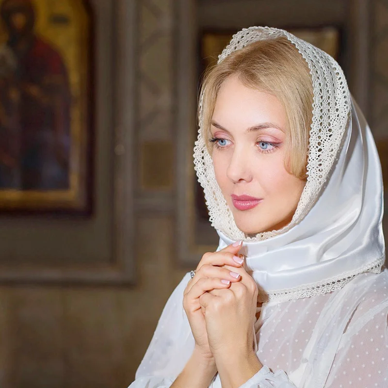 Кувертюра маленький размер кольцо вышивка шарф католическая церковь белая кружевная атласная Мантилья Часовня Бесконечность вуаль с пришитым зажимом