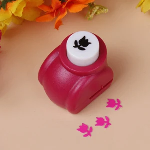 Rose Детские Поделки DIY открытки для скрапбукинга изготовления звезды/сердца/парусника/форма замка бумаги мини Дырокол резак игрушка шаблон 1-20 на выбор - Цвет: Rose