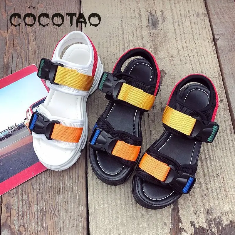 Женские пляжные сандалии новинка 2019 модные Студенческие с открытым носком на