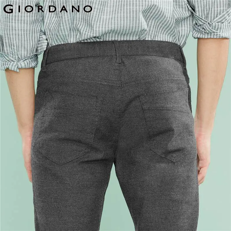 Giordano стрейчевые зауженные повседневные брюки выполненные из натурального хлопка,имеют несколько цветовых решений и размеров