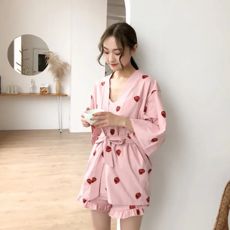 Женские Kawaii кимоно пижамы японский милый клубничный халат сексуальный ремень белье бандаж для пижамы топы и шорты ночное белье
