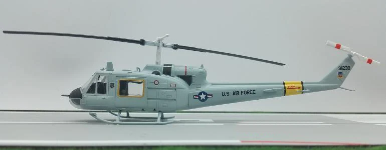 1:72 36917 F Huey модель 1/72 коллекция масштаб самолет самолета модели
