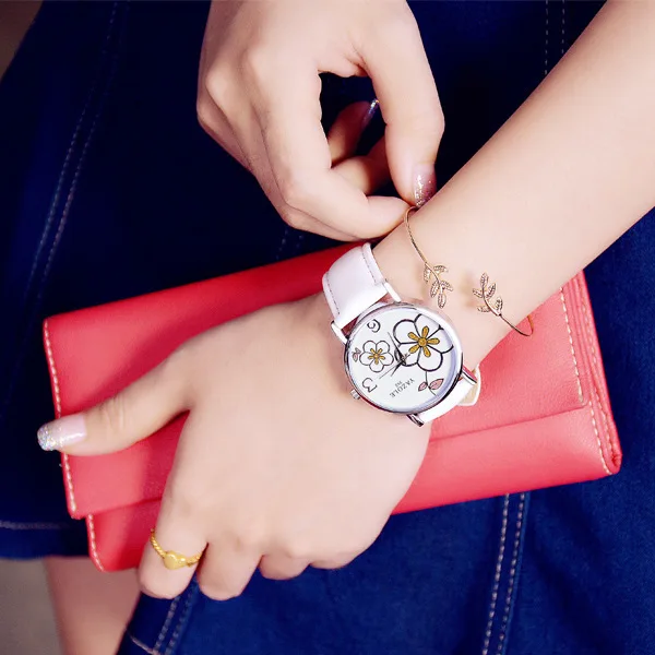 Женские кварцевые часы с цветочным узором наручные известного бренда Yazole Relogio