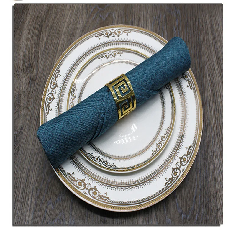 

New European Style Stainless Steel Napkin Rings Creative Hotel Restaurant Natural Round Table Napkins 4.5*2.5CM