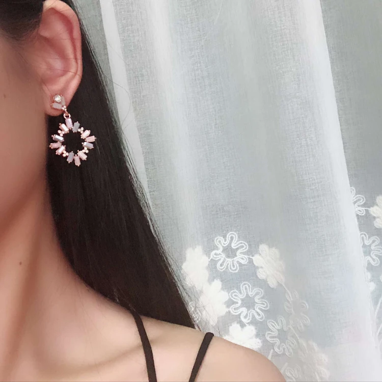 MENGJIQIAO новые корейские яркого цвета, хрустальные круглые Висячие серьги для женщин цветные стразы вечерние серьги