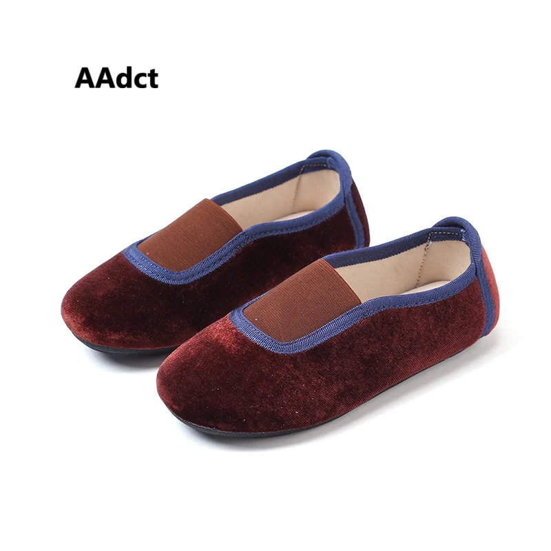 Детская бархатная обувь на плоской подошве AAdct лоферы для маленьких девочек