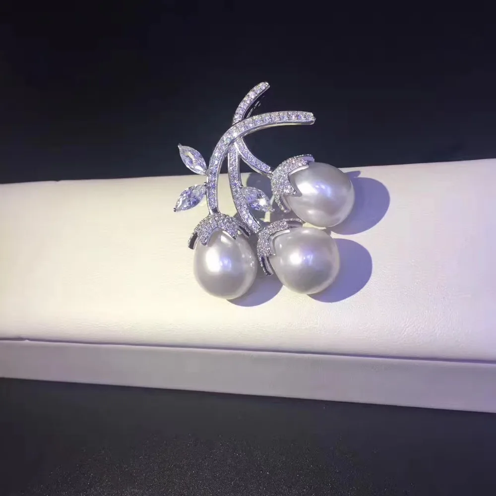 Женская Офисная брошь с фианитом из натурального пресноводного жемчуга