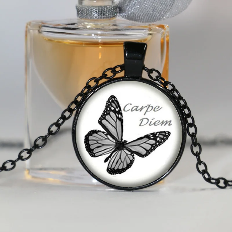 Ожерелье с бабочкой стеклянный драгоценный камень кулон животными модные