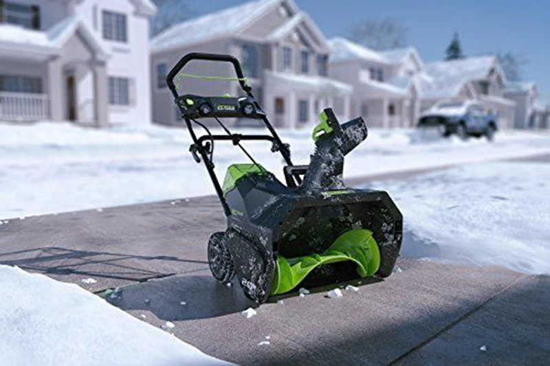Greenworks PRO 20-дюймовый 80V аккумуляторная снегоочиститель, 5,0 AH Батарея в комплекте