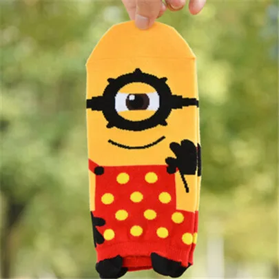 W033 Red dots Новинка, впитывающие пот, модные женские носки с миньонами, милые Мультяшные осенние женские летние хлопковые носки без пятки с принтом для девочек, Meias W033 - Цвет: W033 Red dots