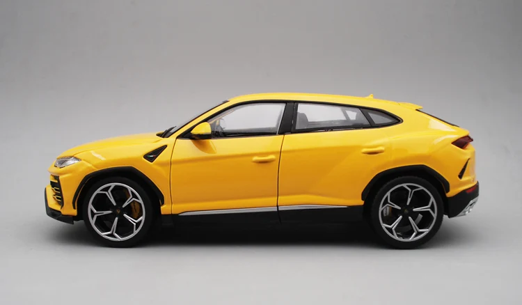1:20 LAMBO URUS литая модель машины Модель автомобиля SUV Коллекция украшения