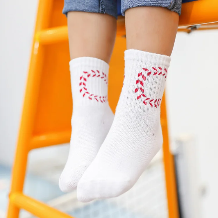 Спортивные носки для мальчиков великолепные влагопоглощающие спортивные из