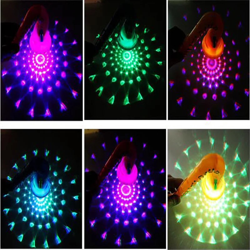 1 шт. Творческий красочные Электрический Пластик мультфильм Light up Sachs Динамик Flash