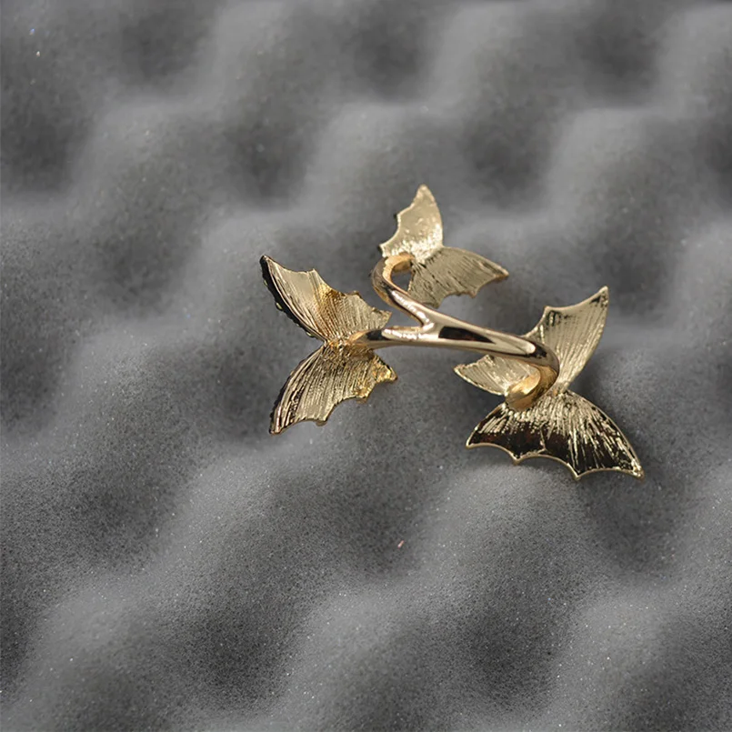 

2019 Brand Luxury Party crystal butterfly colorful rhinestone rings roses gold ring opening tune Classic wedding Rings