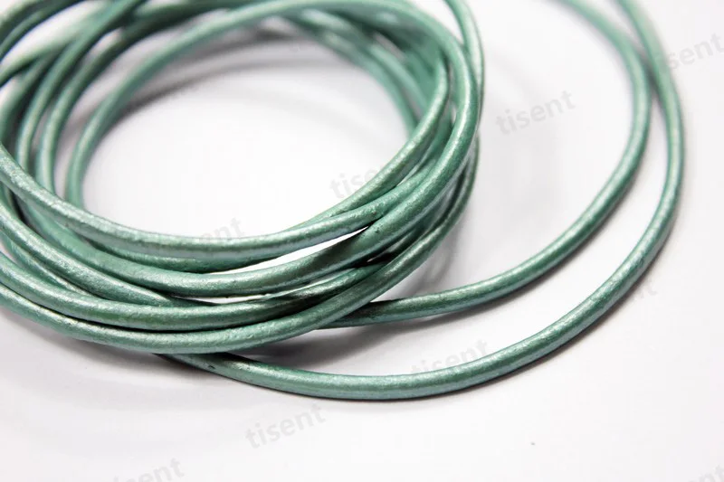 Metallic Turquoise AaaZee 3 ярдов 3 мм круглый шнур из натуральной воловьей кожи для изготовления ювелирных изделий своими руками кожаный ремешок для рукоделия - Цвет: Metallic Turquoise