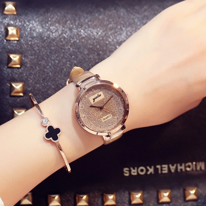 Модные пески Звездный Бизнес простой темперамент пояс стол алмаз кварцевые часы