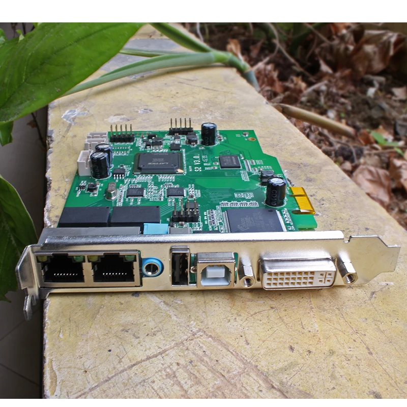 Прозрачный СВЕТОДИОДНЫЙ дисплей Colorlight S2 светодиодная RGB отправка заменяемая