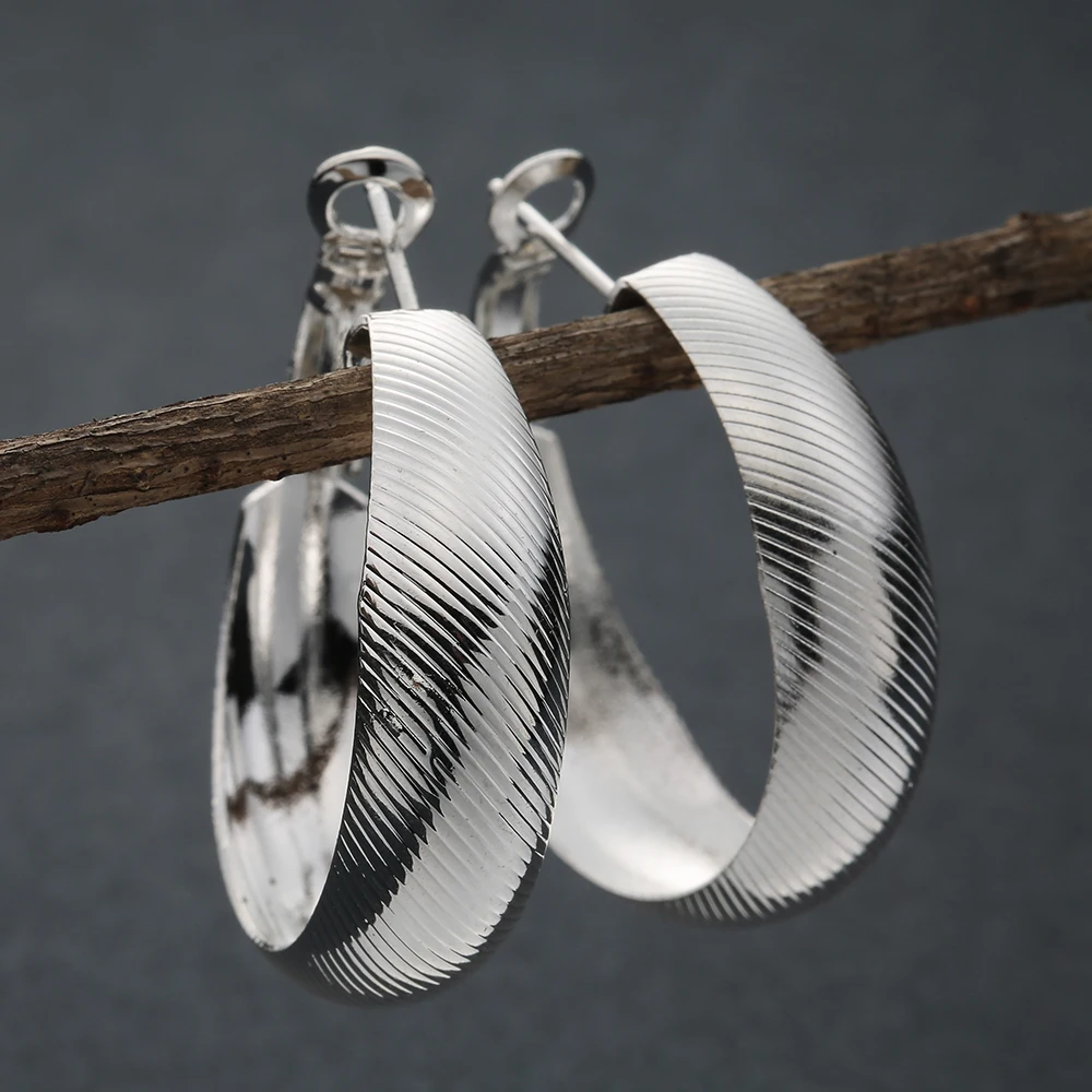 30 мм недорогие круглые кольца с серебряным покрытием серьги для женщин новинка