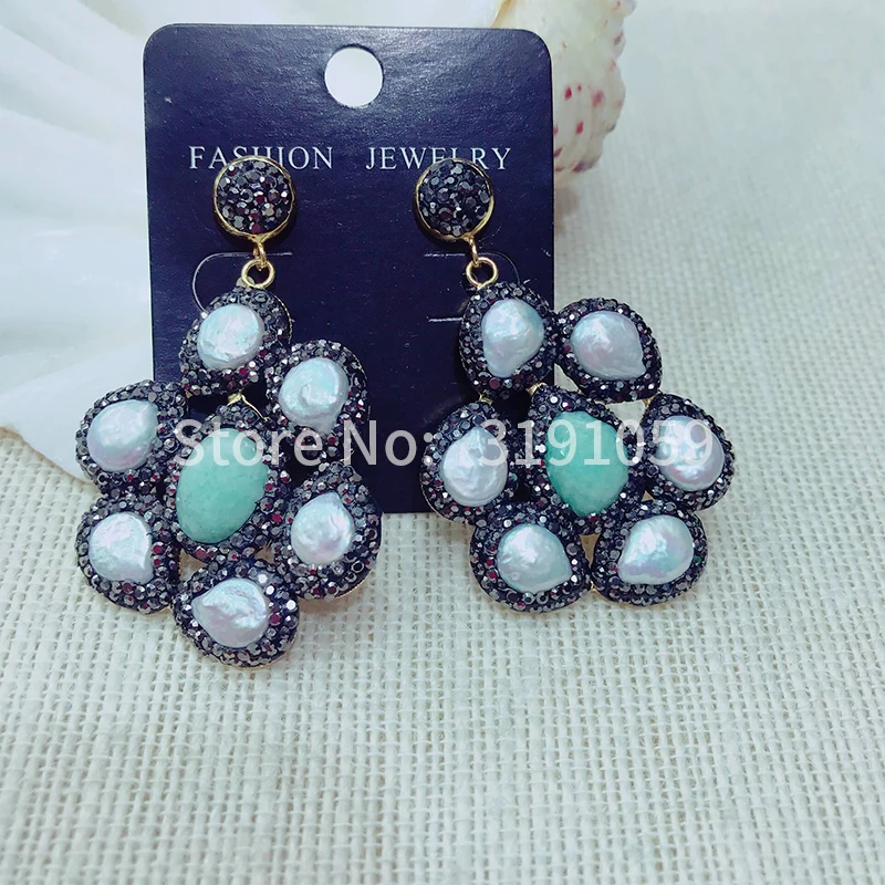 

Европейский и американский Корт, восстанавливающий древний путь vogue, дорого фотография