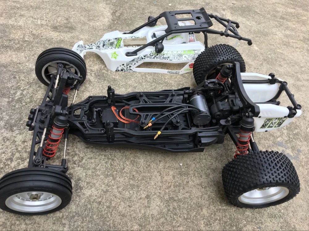 Квадрокоптер Kyosho 1/7 с дистанционным управлением Без ESC Радиоконтроллер и цветная
