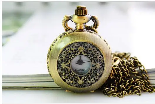 

New Steampunk women Dress watches Vintage bronze Quartz Pocket Watch Necklace Pendant Chain Clock