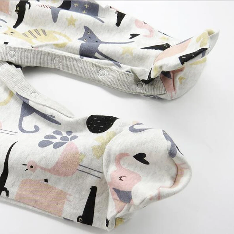 Одежда для новорожденных комбинезон маленьких девочек весенне-осенний