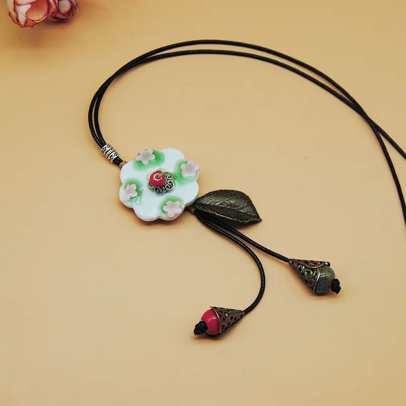 Small Fresh Long Pendant Necklace For Women Ceramic Beads Strand Tassel Flower Necklaces Charm Choker Sweater Chain Jewelry | Украшения и