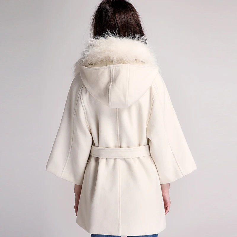 Зимние Куртки Женщины 2016 Новый Роскошный Искусственного Меха Воротник Бежевый