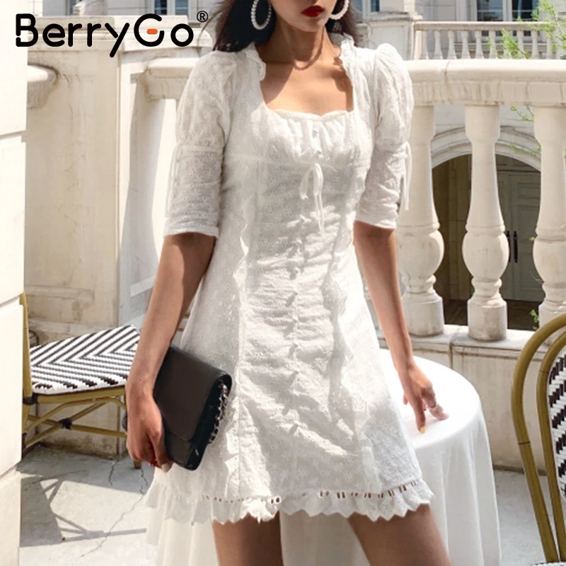 BerryGo элегантное кружевное Летнее белое платье с рюшами женское повседневное