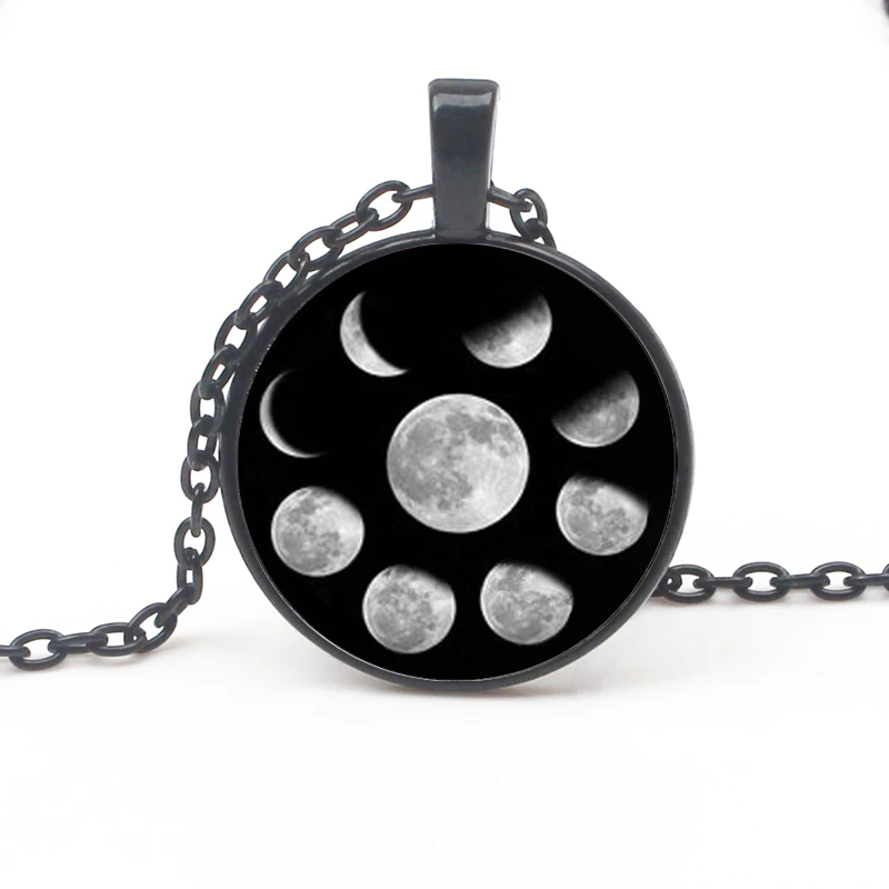 

Fashion Shelf Wiccan Pendant Necklace Moon Cycle Nebula Pagan Necklace Glass Cabochon Chain Jewelry Woman Sweater Accessorie Kid