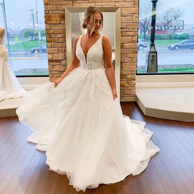 Simple A-line Wedding Dress V-neck Sleeveless Appliques Chapel Train Plus Size Bridal White Ivory Custom Robe De Mariee | Свадьбы и