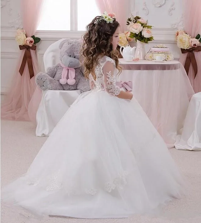 

Cute Ball Gown Flower Girls Dresses For Weddings With Sheer Neck 3/4 Sleeves Bowknot Cheap White / Ivory Child Communion Dress