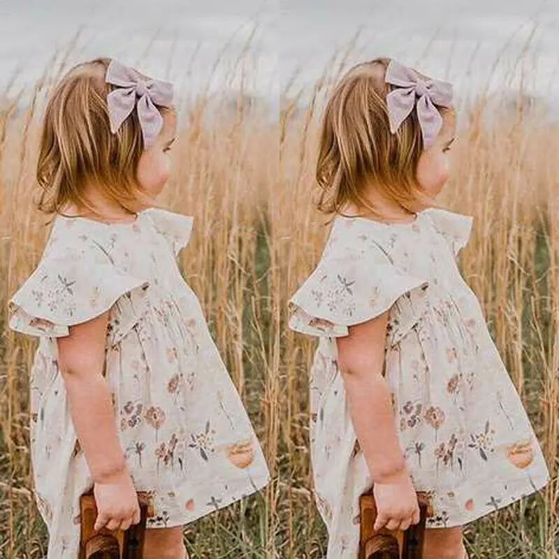 Милое белое праздничное платье-пачка принцессы с цветочным принтом и оборками