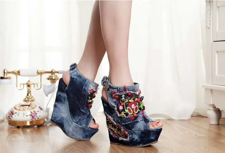 Хит продаж Новая коллекция Летние туфли лодочки Пикантные женские ботинки на