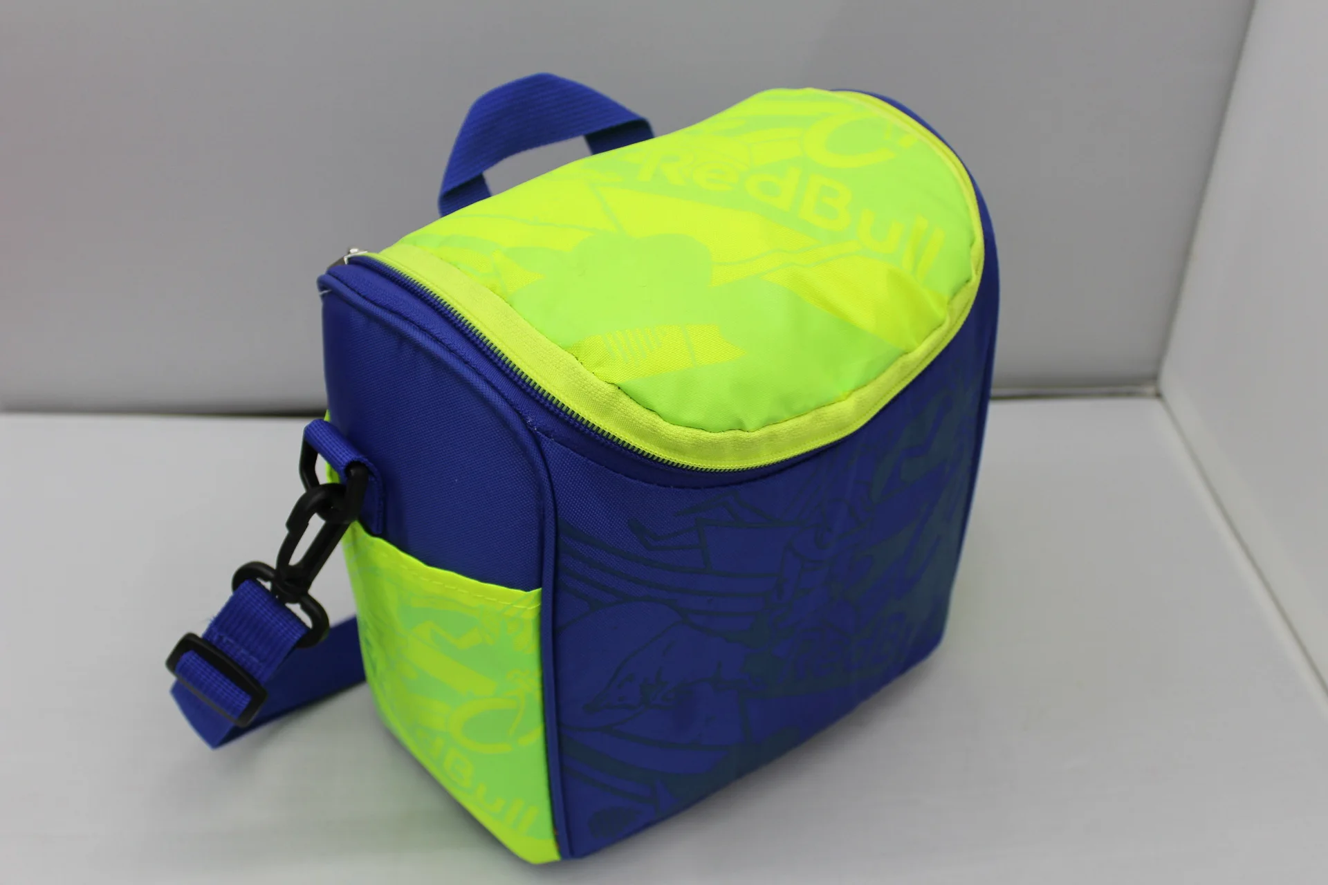 Сумка-холодильник сохраняющая свежесть тепло упаковка со льдом для