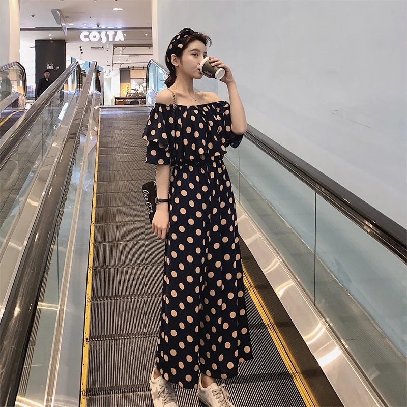 Женский комбинезон в горошек элегантный стиле бохо с открытыми плечами и