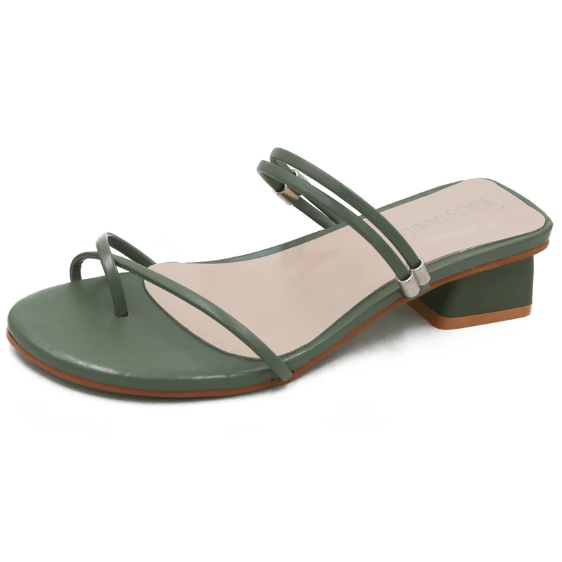 Новинка уличные тапочки на не сужающемся книзу массивном каблуке сандалии в