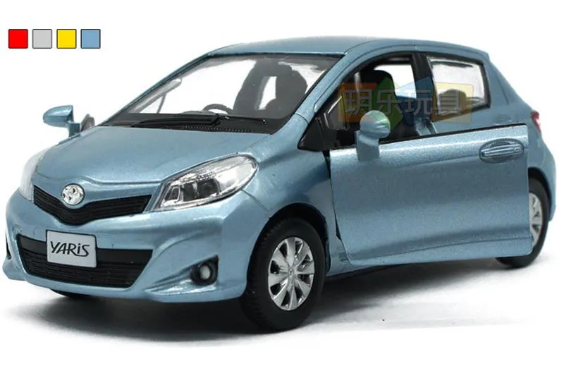 1:36 легковые автомобили, высокая симуляция Toyota Yaris, литье металла, игрушечные транспортные средства, музыкальные и мигающие