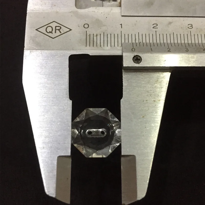 

20pcs High-grade Clear Crystal gemstone buttons Sewing buttons for shirt Crystal buttons for garments Sewing Accessories 13mm