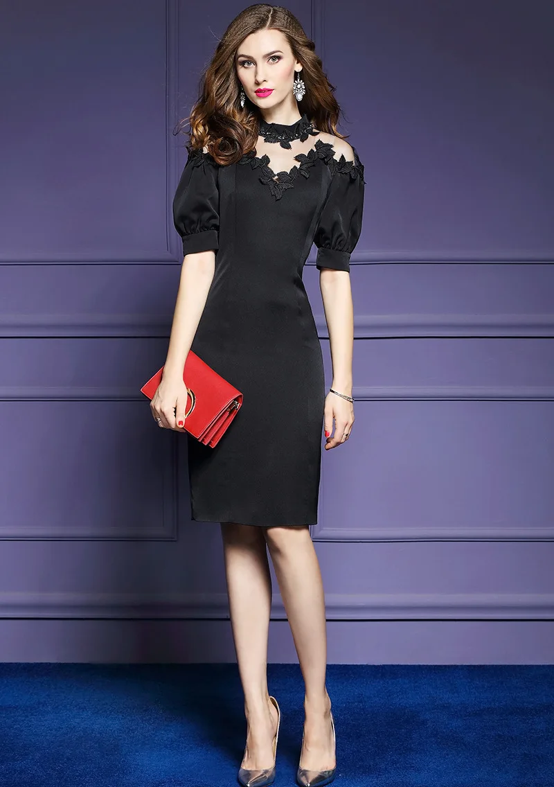 Женское кружевное платье-карандаш облегающее с кружевной сеткой и вышивкой для