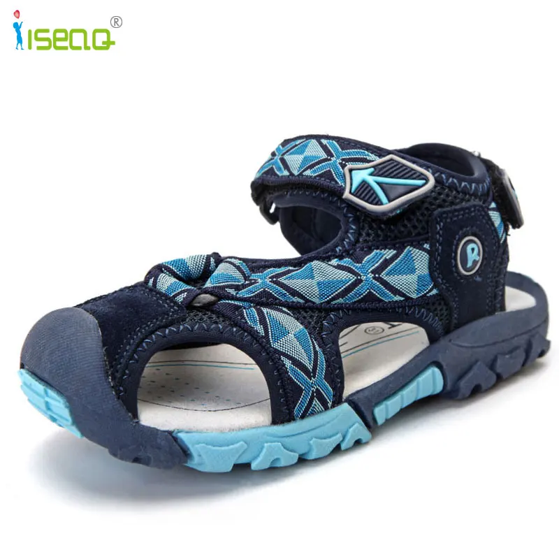 Женские сандалии на плоской подошве с вырезами из натуральной дышащей ткани для