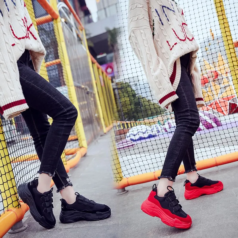 Кожаные сетчатые женские кроссовки на платформе Новинка 2019 года модная женская
